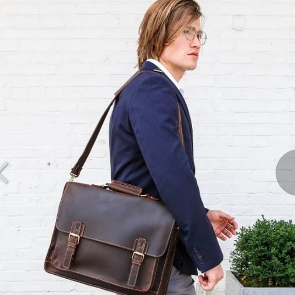 Classic Brown Leather Messenger Bag